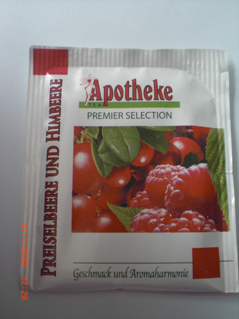 preiselbeere und himbeere.JPG