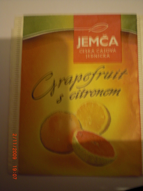 grapefruit s citronem.JPG